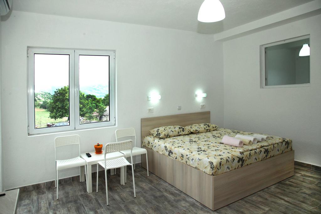 Apartmani Alex Beach Dojran 객실 사진