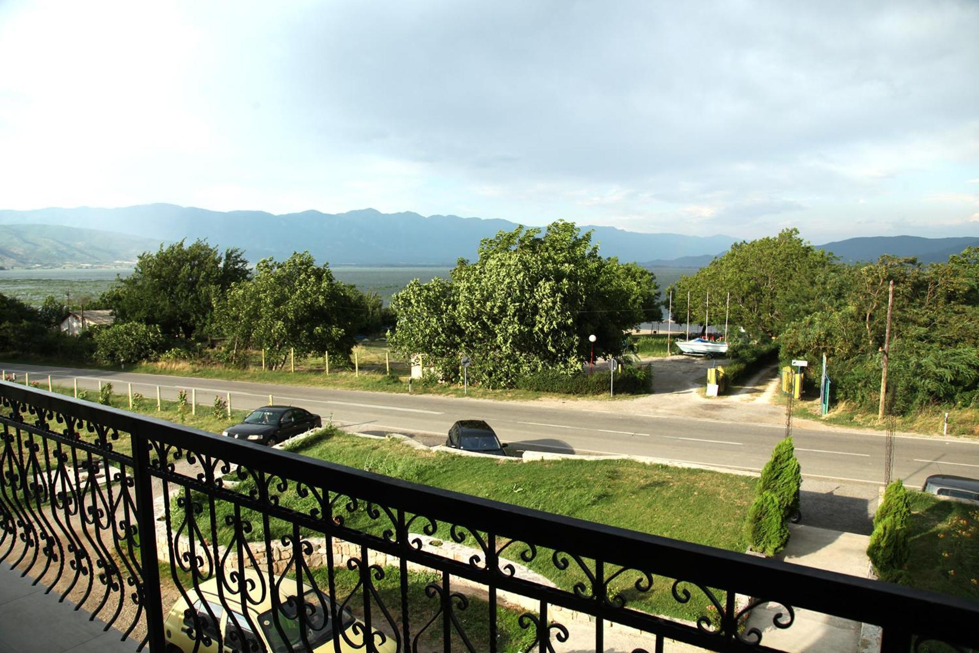 Apartmani Alex Beach Dojran 객실 사진